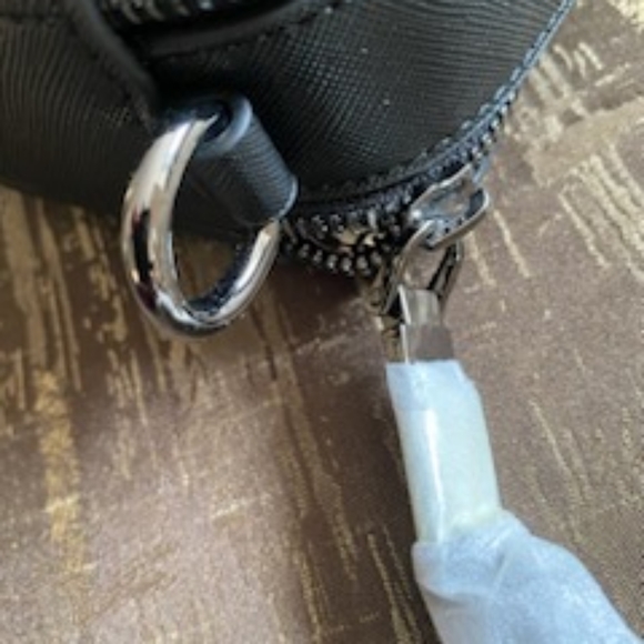 Black Fashion Camera Purse - Picture 5 of 7